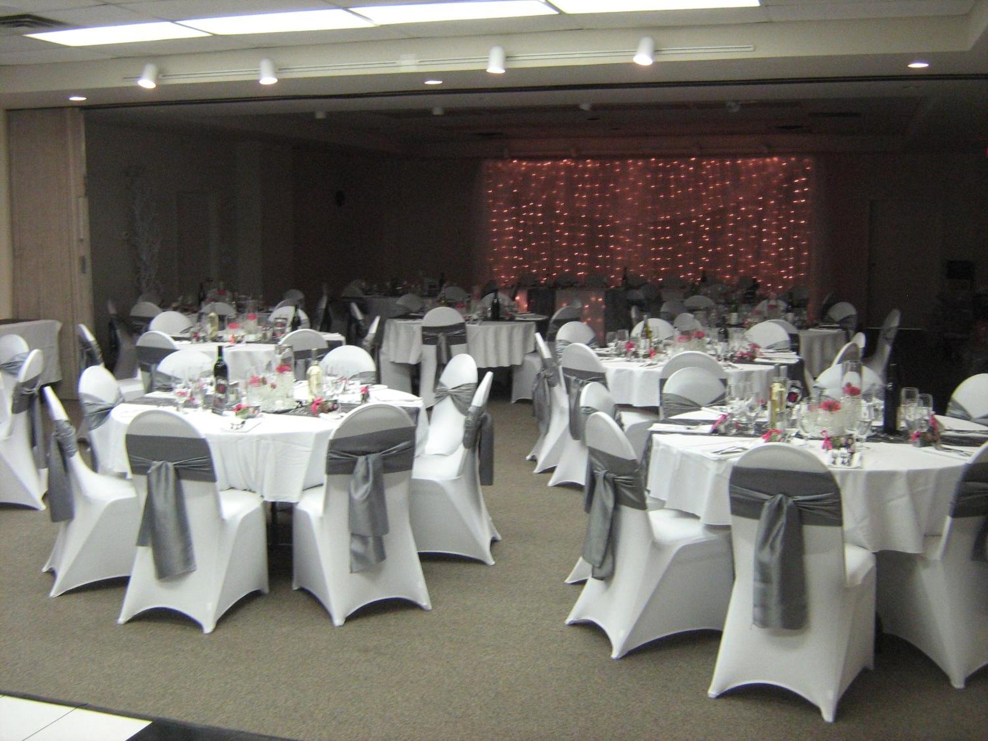The Cedars Inn Hotel & Convention Centre 깁슨스 외부 사진