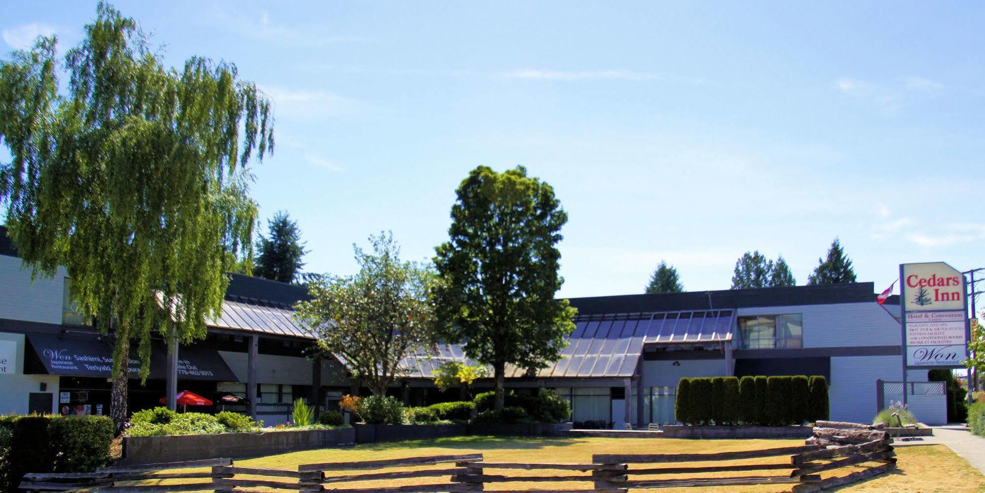 The Cedars Inn Hotel & Convention Centre 깁슨스 외부 사진